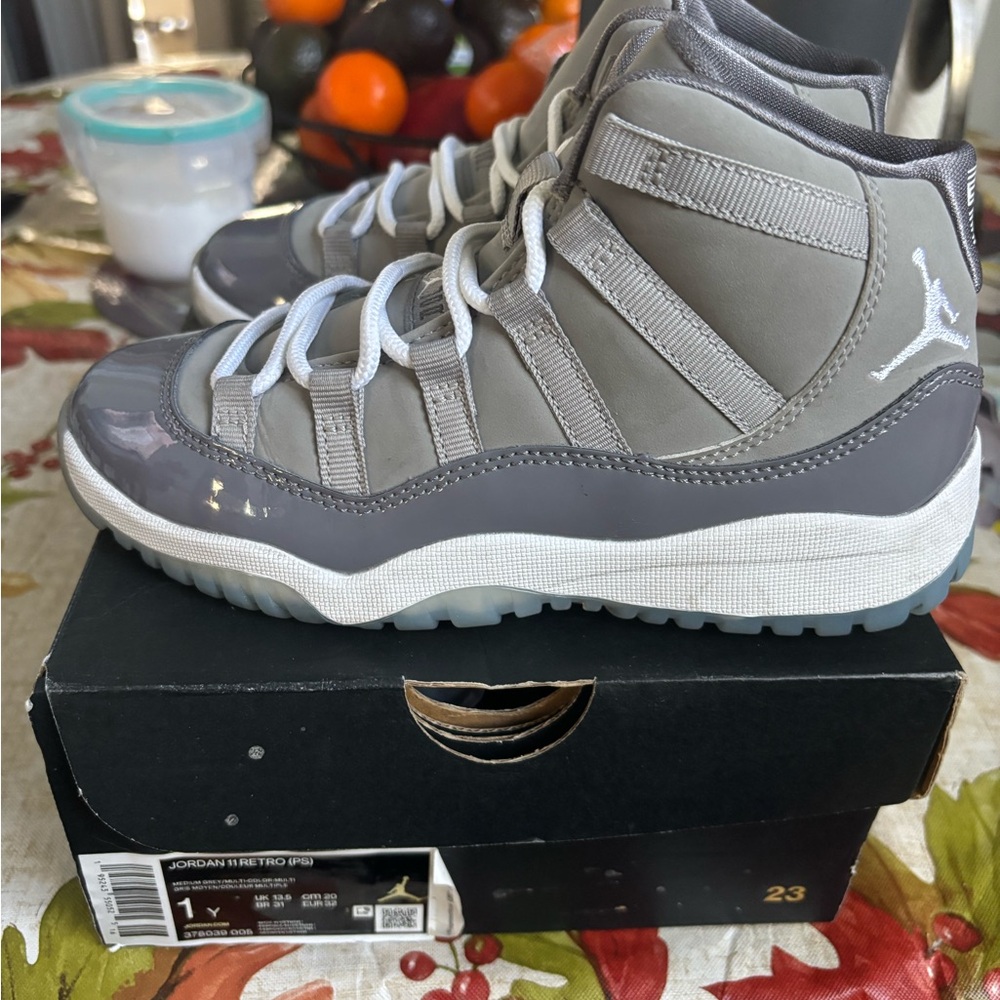 Jordan retro 11 Cool Grey